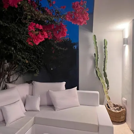 Sunset Deluxe And Apartmán Paphos