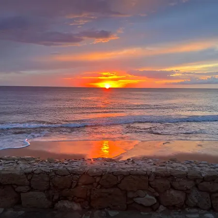 Sunset Deluxe And 아파트 *