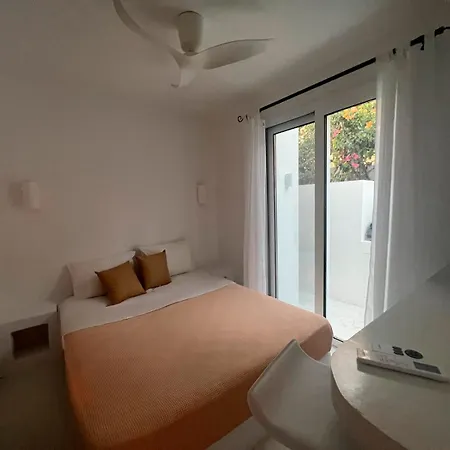 Sunset Deluxe Villa&studios Appartement