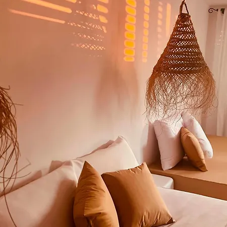 Sunset Deluxe Villa&studios Paphos