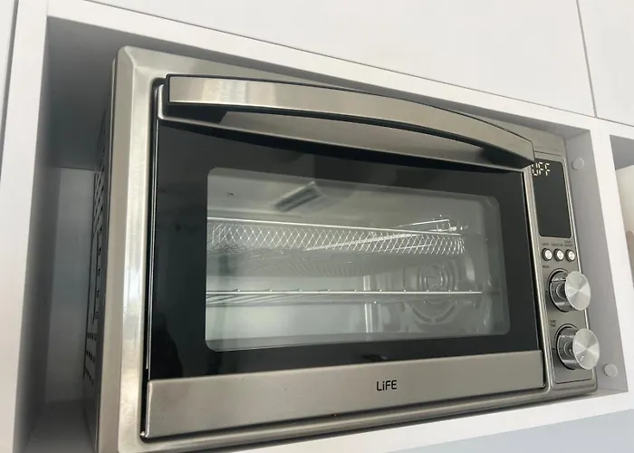 Sunset Deluxe And Daire