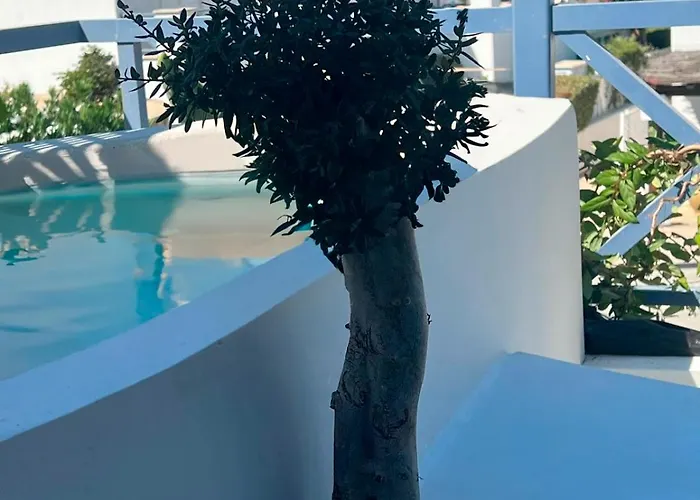 Sunset Deluxe And * Πάφος